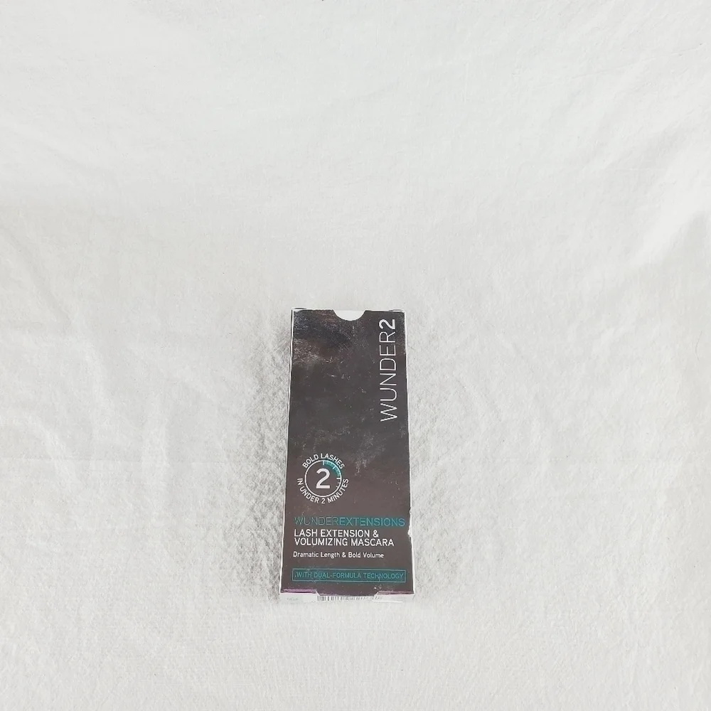 WUNDER Extensions Lash Extension volumizing and Mascara